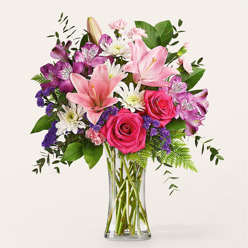 Lace & Pearls Bouquet – Panda Flowers Canada Inc, Calgary AB