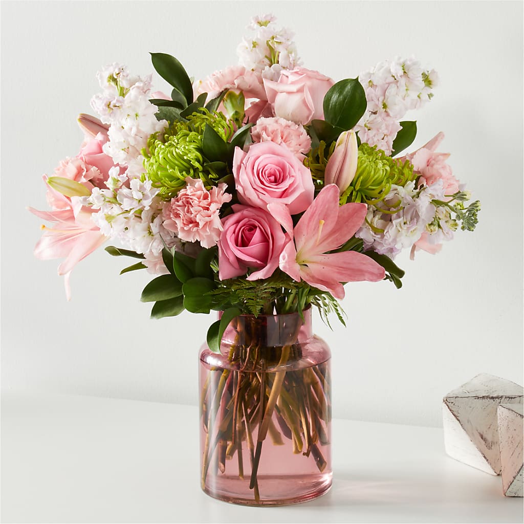 Pretty in Pink Bouquet – Panda Flowers Canada Inc, Calgary AB