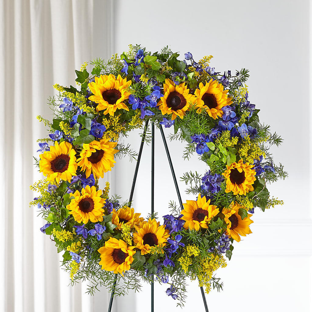 Bright Rays Wreath – Panda Flowers Canada Inc, Calgary AB