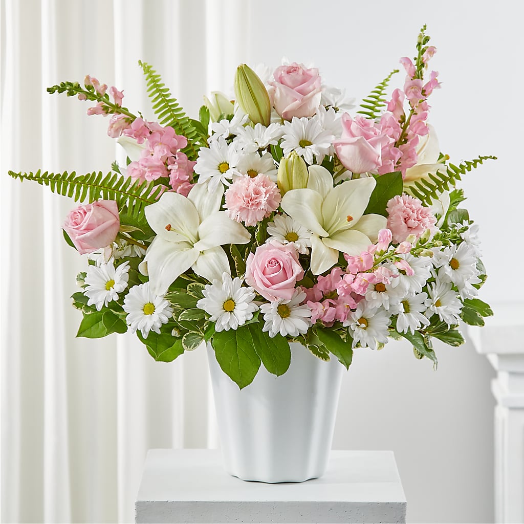 Soft Touch Tabletop Basket – Panda Flowers Canada Inc, Calgary AB
