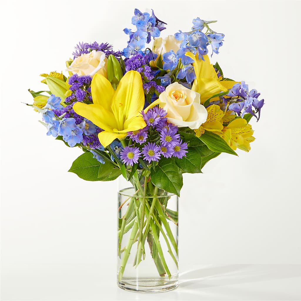 Limoncello Bouquet – Panda Flowers Canada Inc, Calgary AB