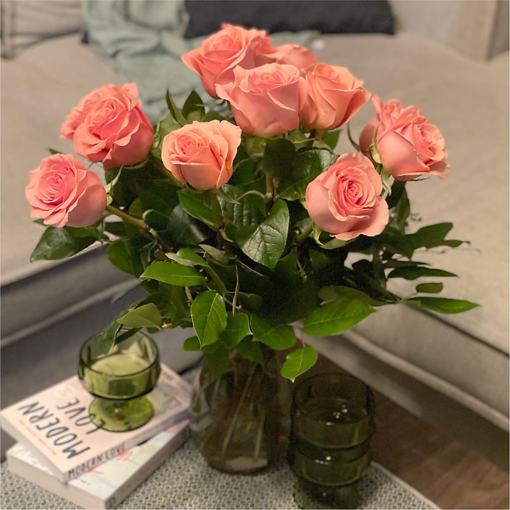 Long Stem Pink Rose Bouquet –  Panda Flowers Canada Inc, Calgary AB