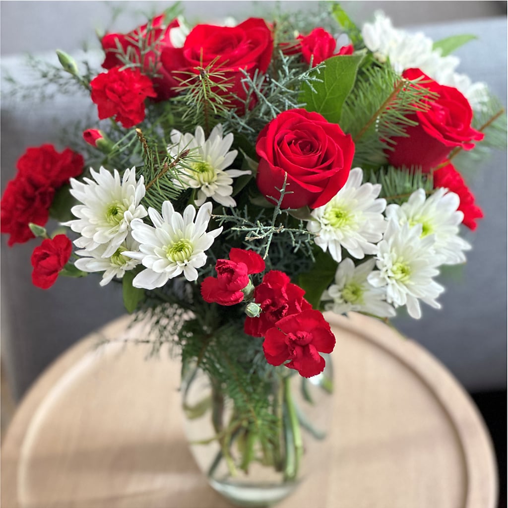 Seasonal Magic Bouquet –  Panda Flowers Canada Inc, Calgary AB