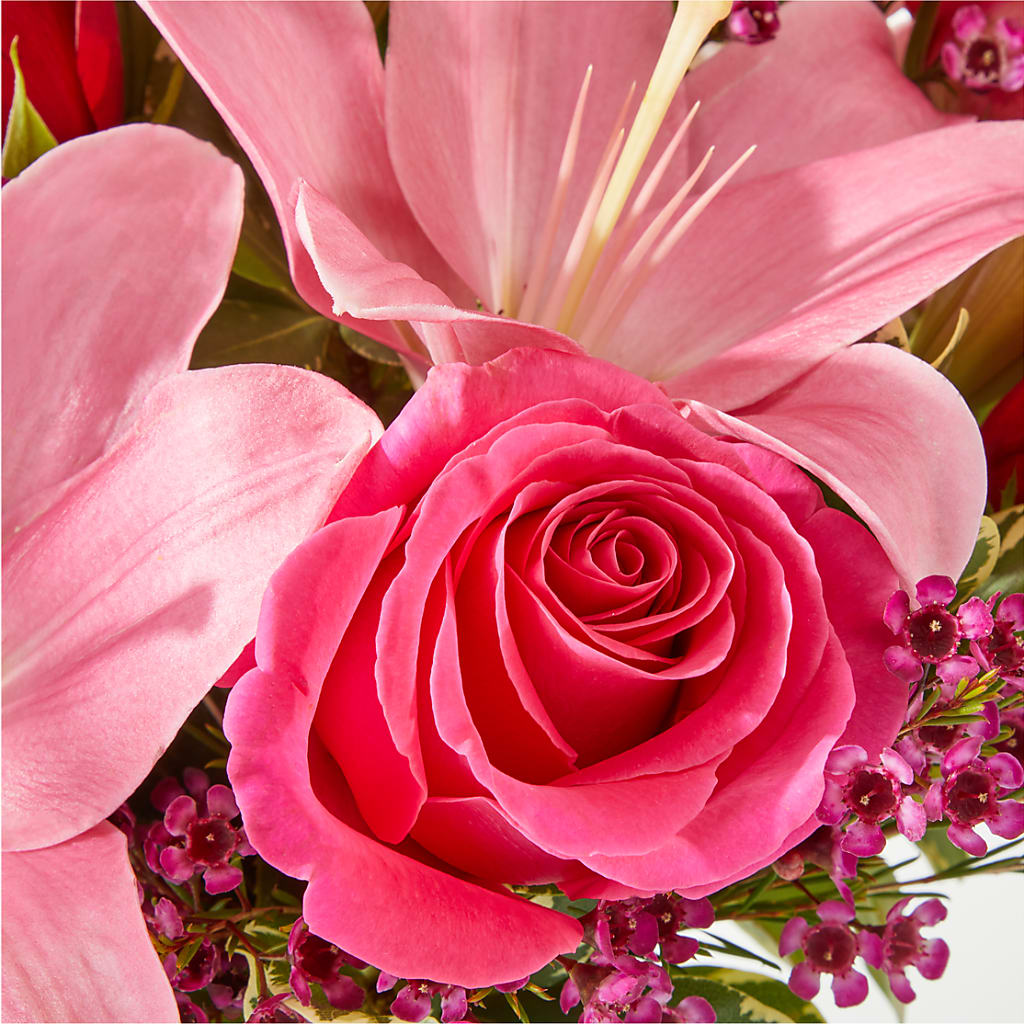 Lucky in Love Bouquet –  Panda Flowers Canada Inc, Calgary AB