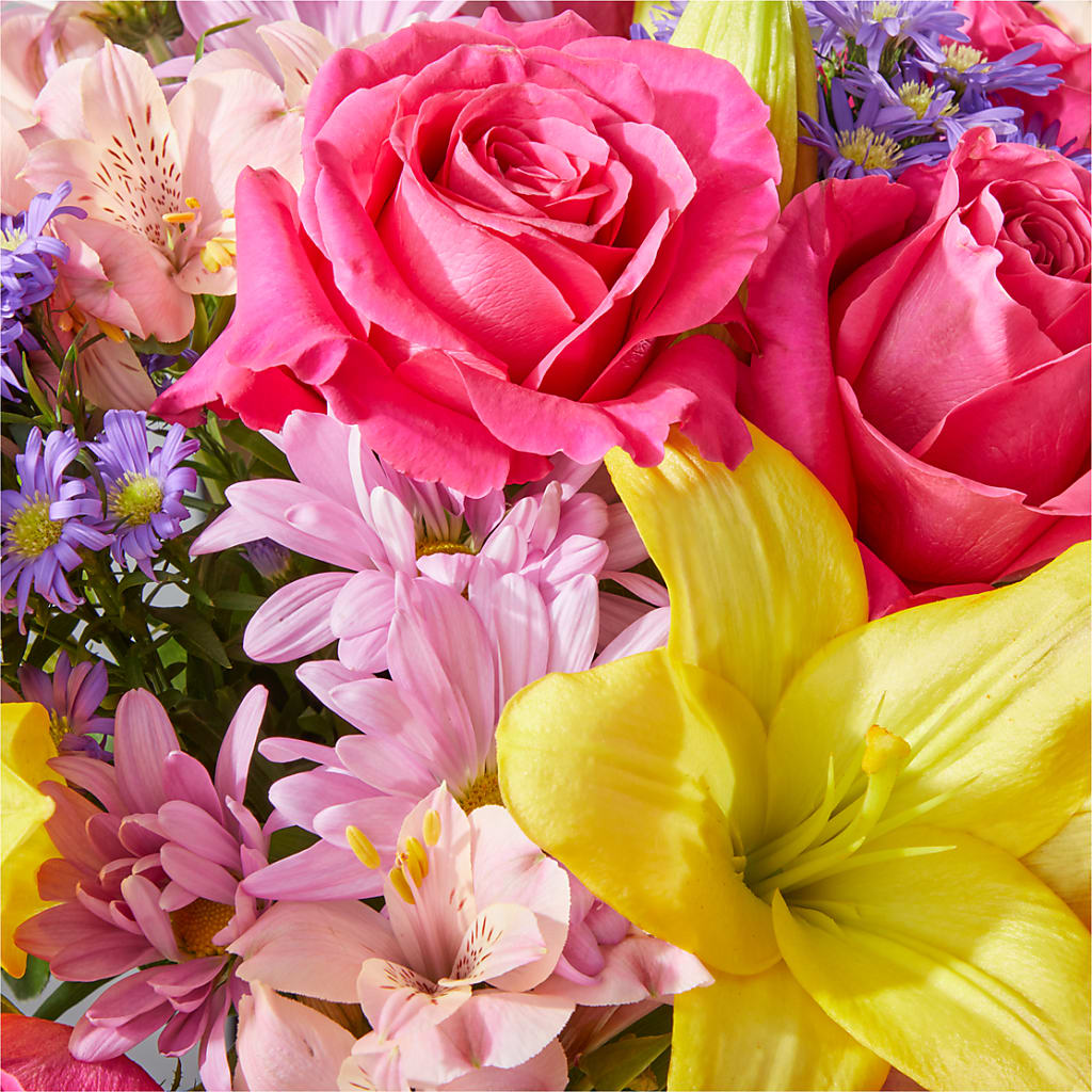 Sprinkles Bouquet –  Panda Flowers Canada Inc, Calgary AB