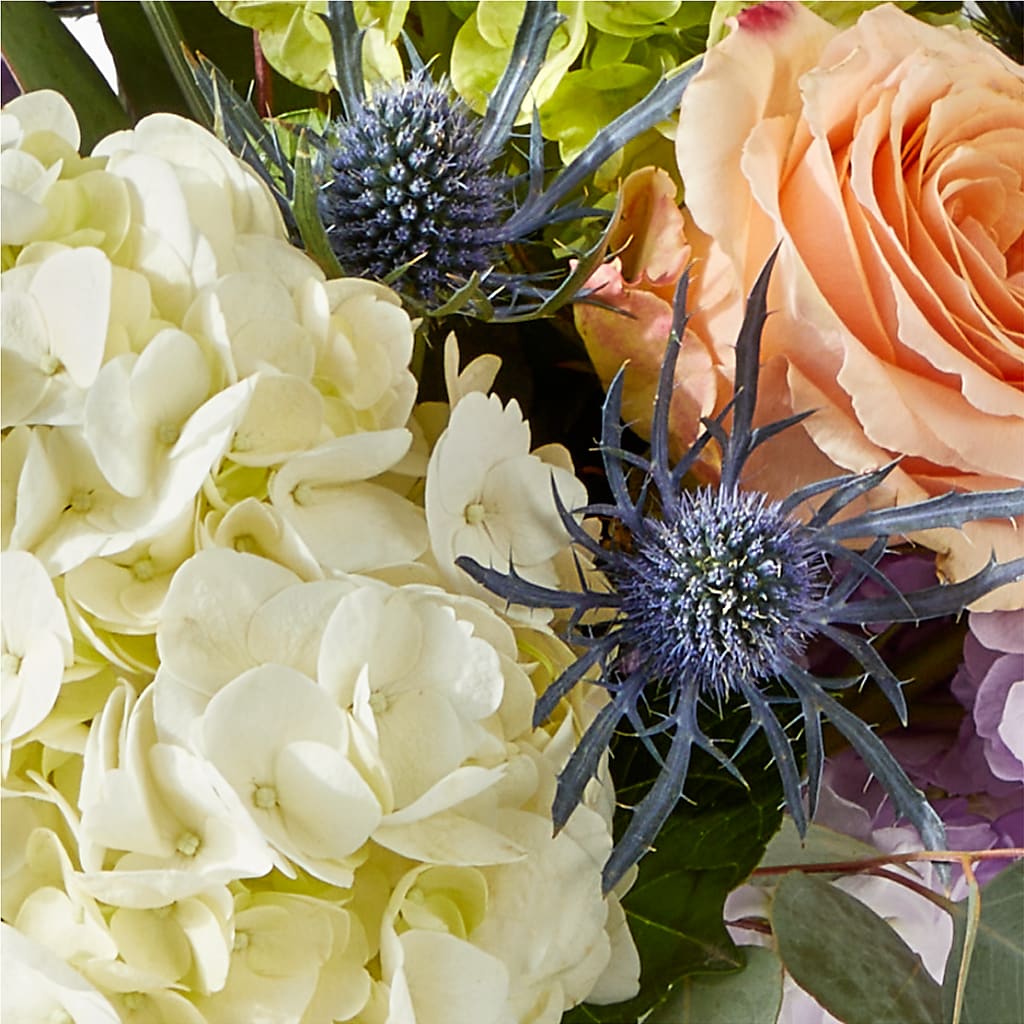 Porch Swing Bouquet –  Panda Flowers Canada Inc, Calgary AB