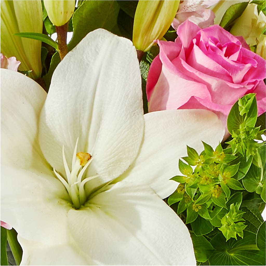 Fondly Bouquet –  Panda Flowers Canada Inc, Calgary AB